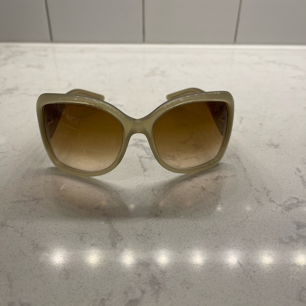 Women’s Gucci Sunglasses